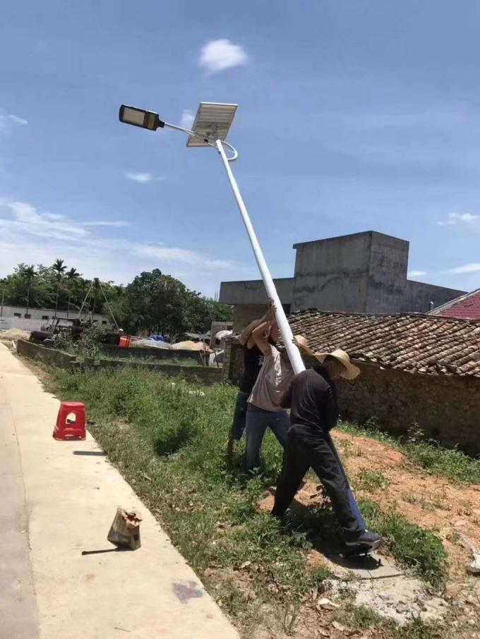 Όλοι σε 2 ηλιακά οδικά φω'τα των ηλιακών οδηγήσεων φωτεινών σηματοδοτών 60W 100W 300W 500W